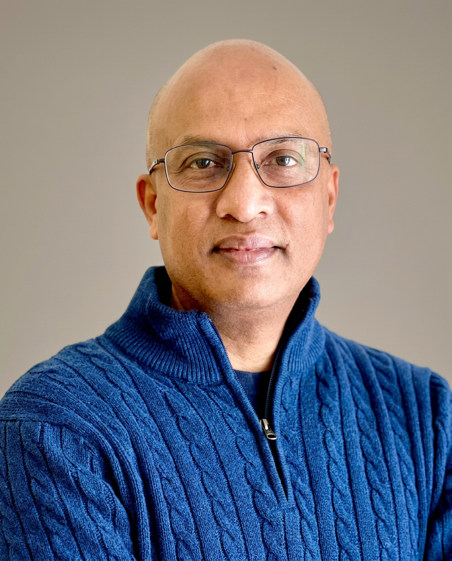 Portrait of Dr. Morshed Sikder, lead dentist at Victoria Dental Clinic